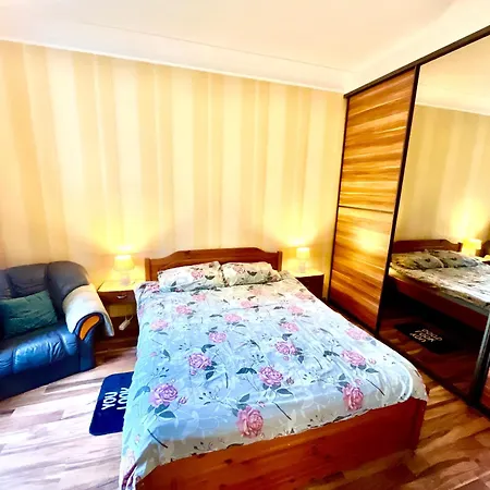 Center アパート タリン